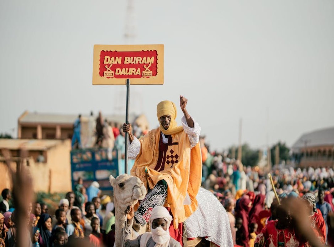 Tips Cerdas Menghindari Biaya Tersembunyi dan Kerugian Kurs